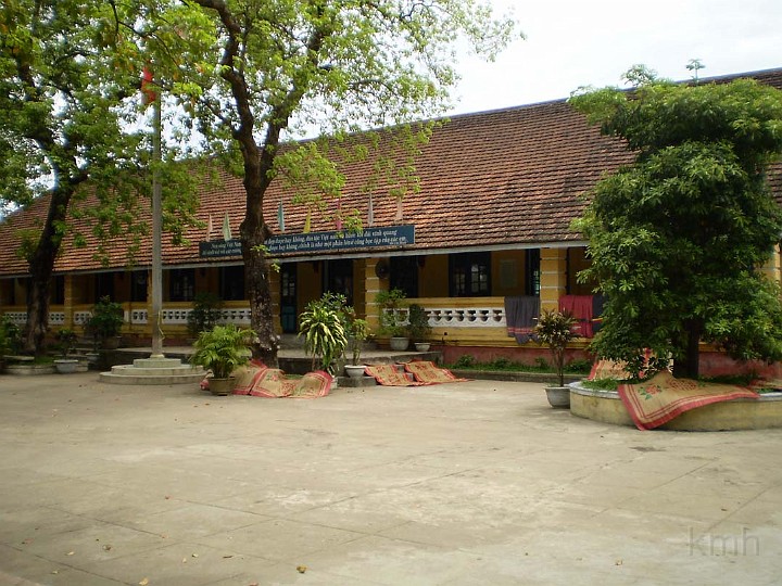 Thuong Tu (2).jpg - OLYMPUS DIGITAL CAMERA